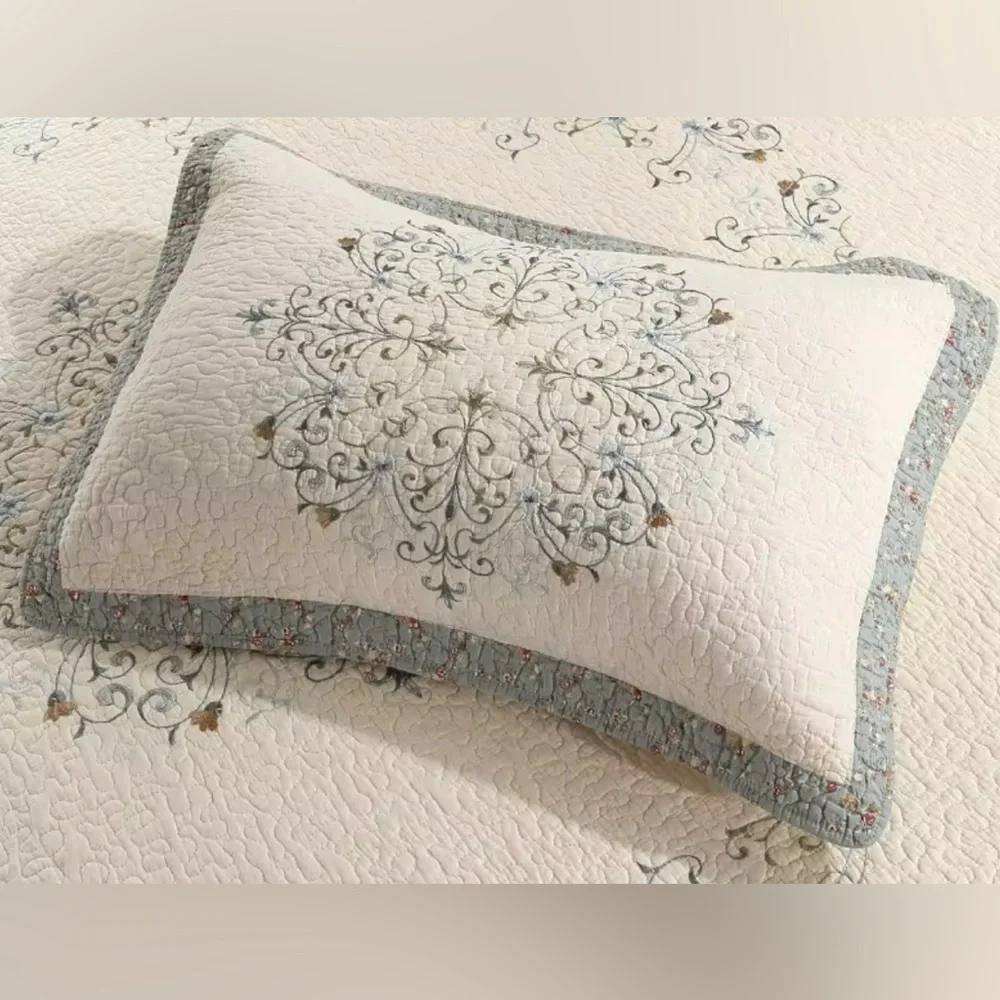 Peking‎ Handicraft Pillow Shams Set
